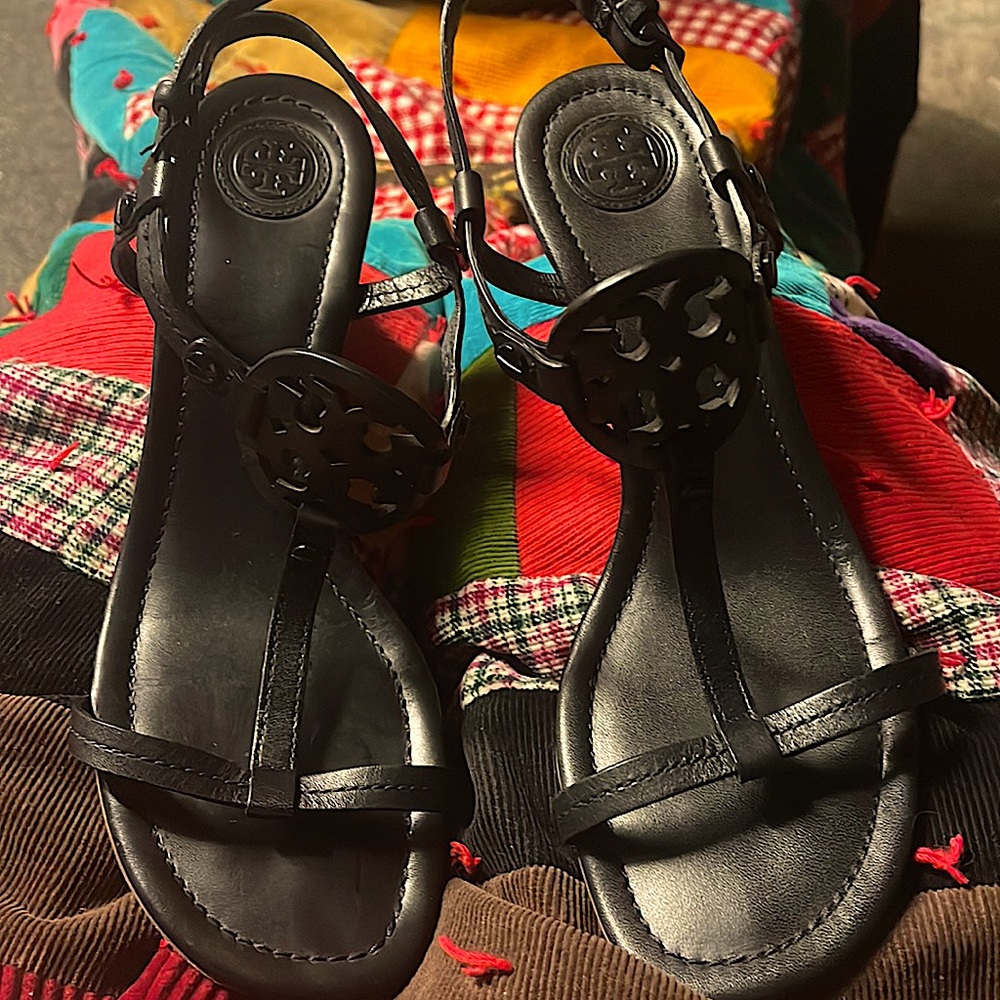 Tory Burch Women’s gorgeous shoes!